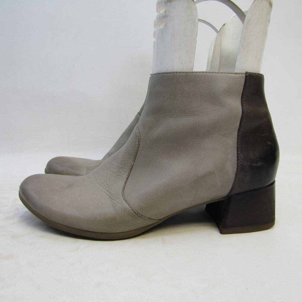 Dansko Womens Size 38 EUR Gray Leather Zip Ankle Fashion Boots Bootie